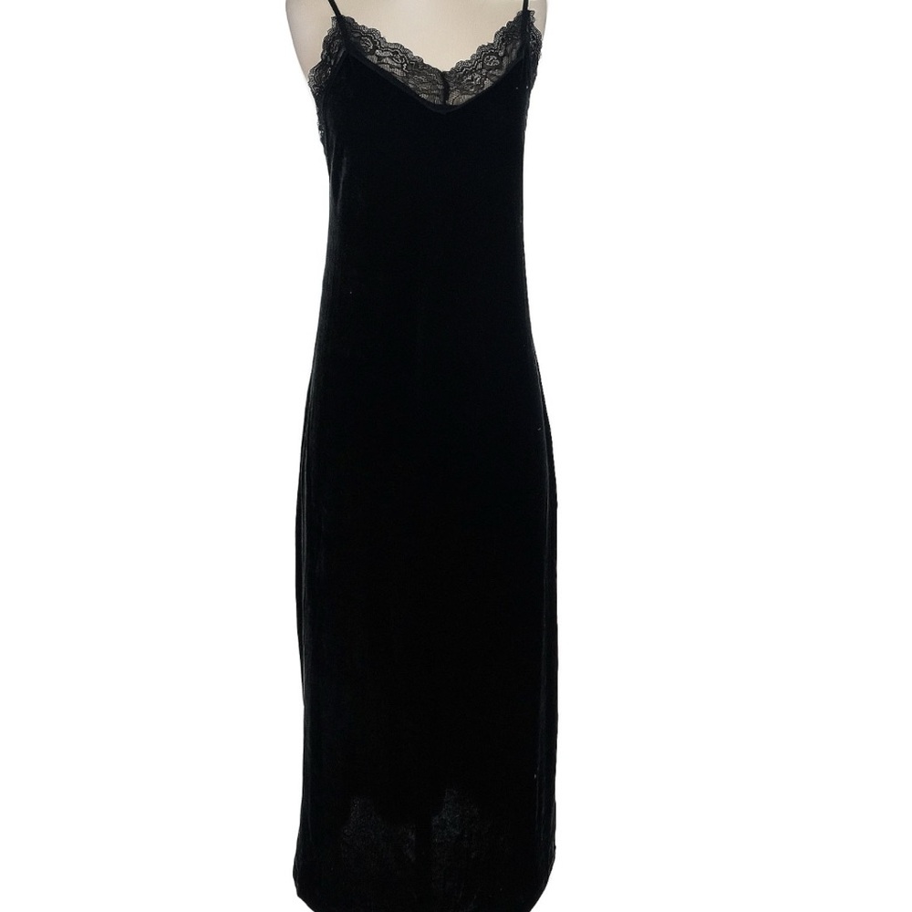 MNG Black Lace Chemise/Cocktail Dress
